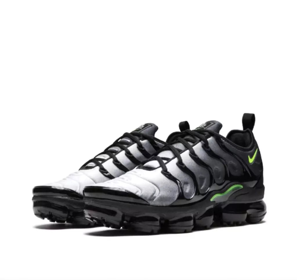 VaporMax Plus 'Black Volt'