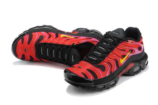 Air Max Plus TN 1 x Supreme “University Red"