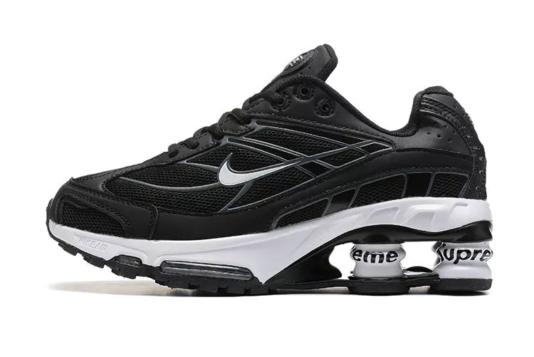 Nike Shox R2 x Supreme "Black and White"