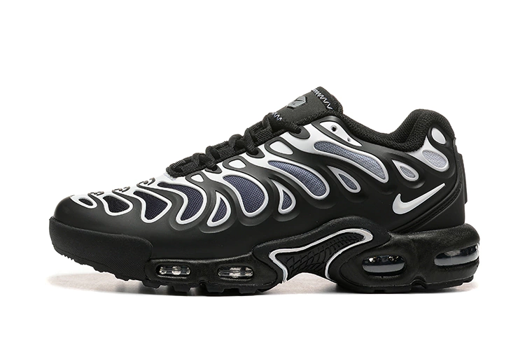 Air Max Plus Drift “Black/White”