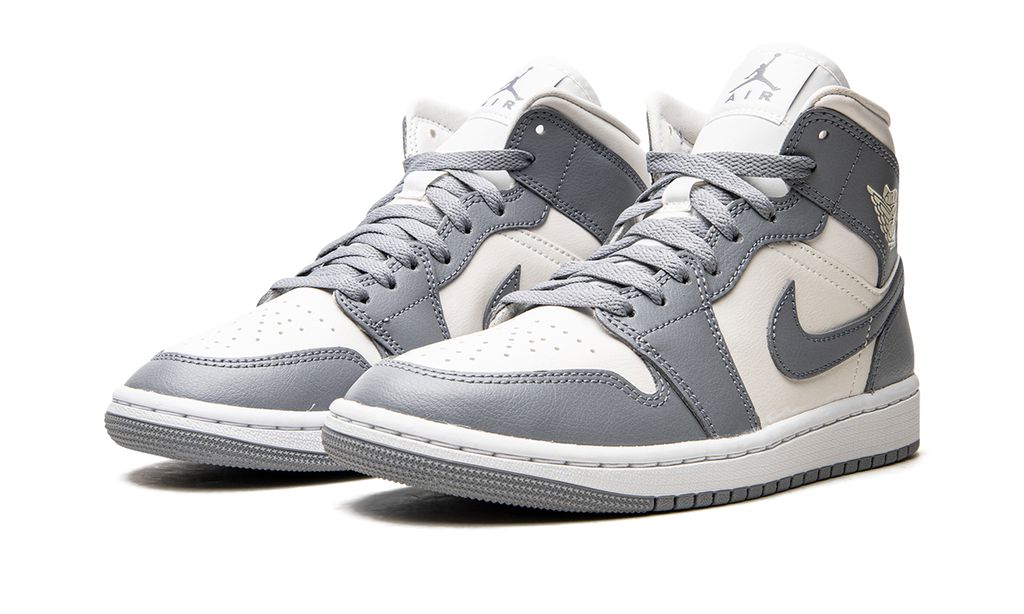 Jordan 1 Mid Stealth