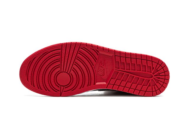 Jordan 1 Retro High OG Bred Patent