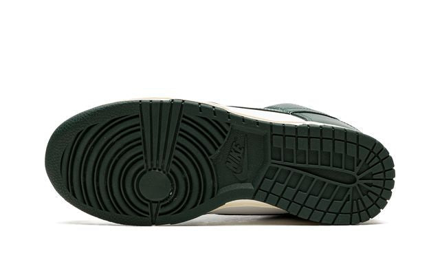 Nike Dunk Low Vintage Green
