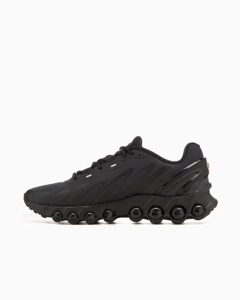 Air Max DN 8 "Triple Black"